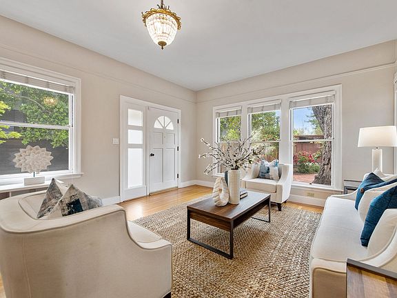 5th image of 1930 Waverley St