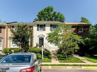 418 Center St S, Vienna, VA 22180