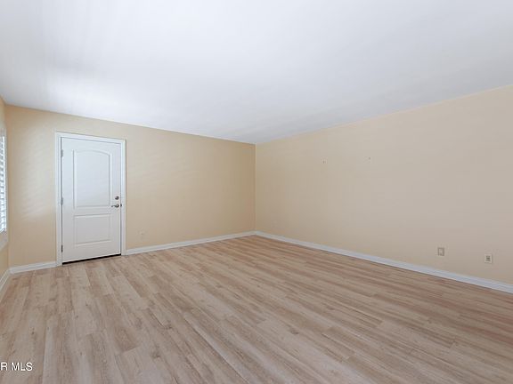 4th image of 2154 Crespi Ln