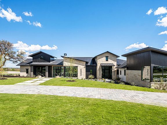 2nd image of 605 Casasanta Trl