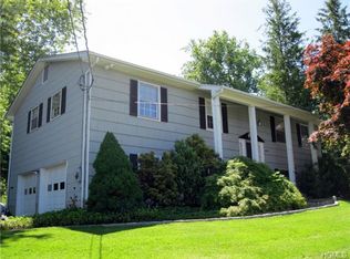 2222 Mark Rd, Yorktown Heights, NY 10598