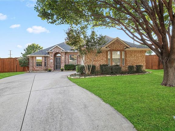 2nd image of 4117 Tanglewood Ln
