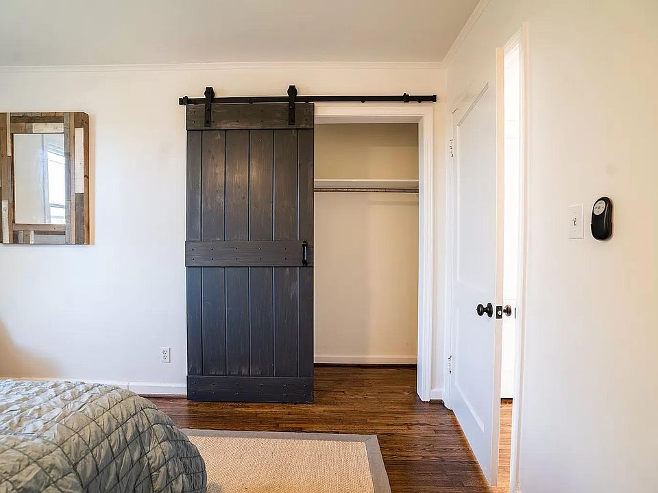 1st image of 363 Hester Ave