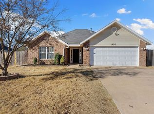 620 Tumbleweed St, Lowell, AR 72745