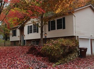 713 Sarsi Trl, Mercer, PA 16137