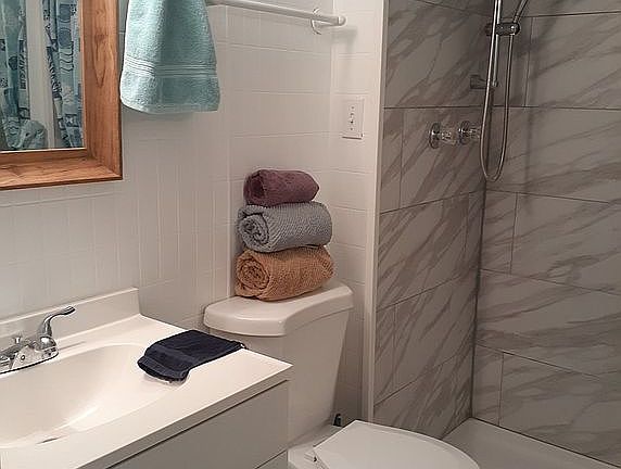 4th image of 1375 Pasadena Ave S #235