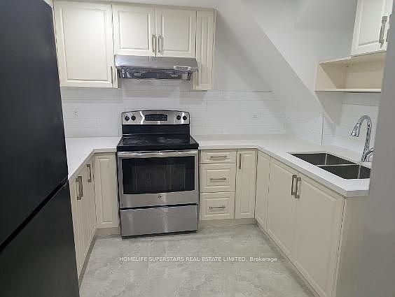 4th image of 26 Glenmore Cres #Basement
