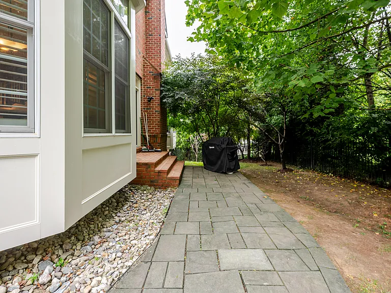 8500 Wedderburn Station Dr — Photo 96