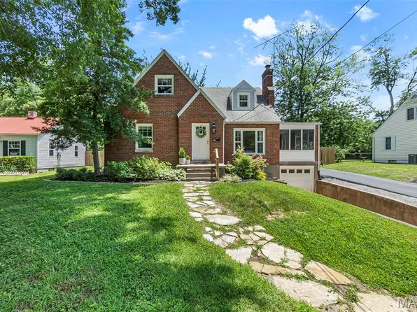 824 N Farmington Rd, Jackson, MO 63755