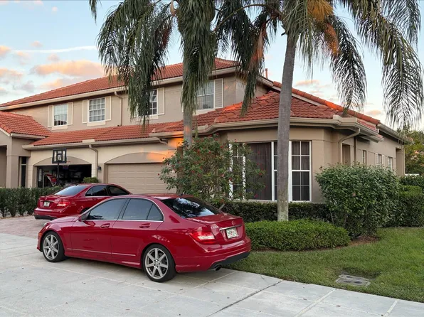 32 Monterey Pointe Dr #32, Palm Beach Gardens, FL 33418