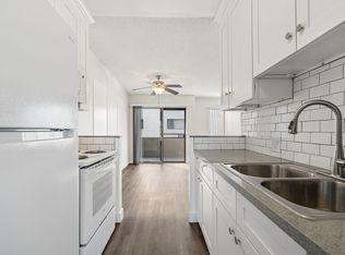 14333 Addison St APT 207, Sherman Oaks, CA 91423