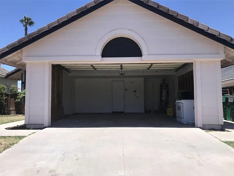 39925 Falcon Way — Photo 2