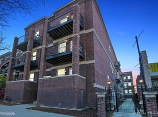4212 S King Dr APT 3W, Chicago, IL 60653