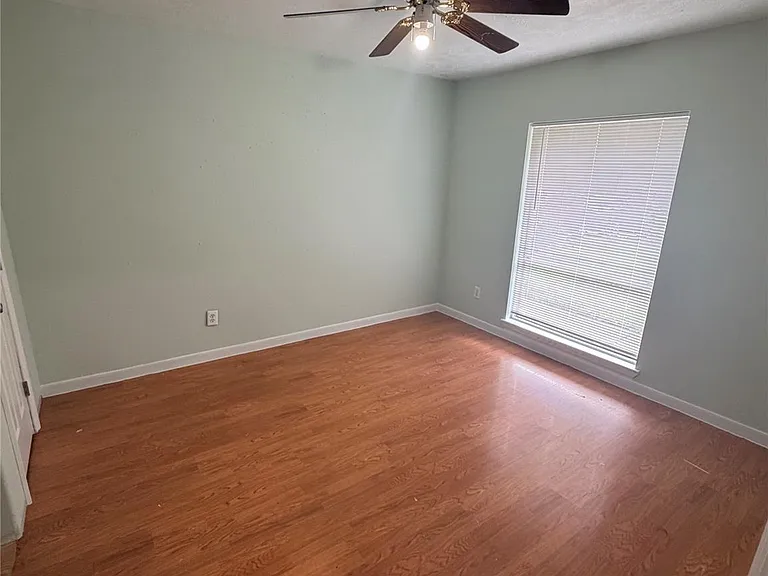 4527 Fitzwater Dr — Photo 9