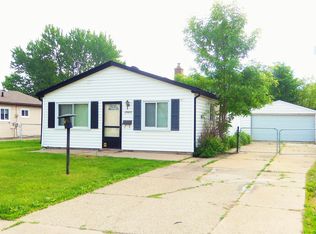 25650 Ford St, Roseville, MI 48066