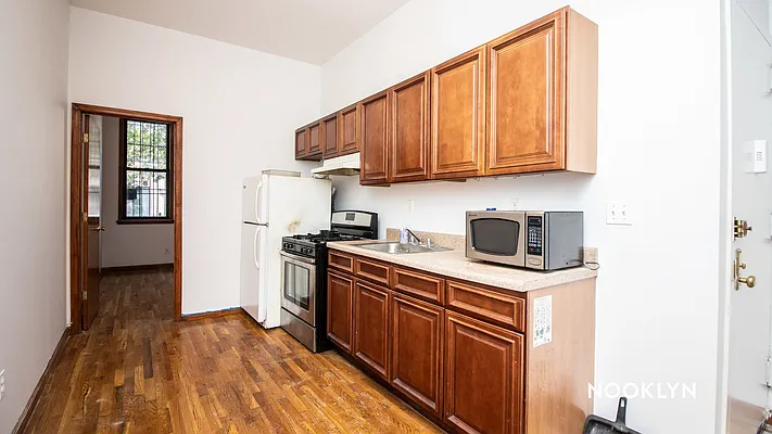 Rented by Nooklyn NYC LLC | media 15