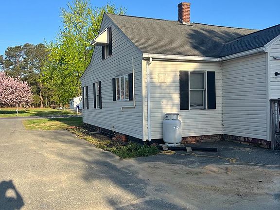 3rd image of 7599 Marshall St