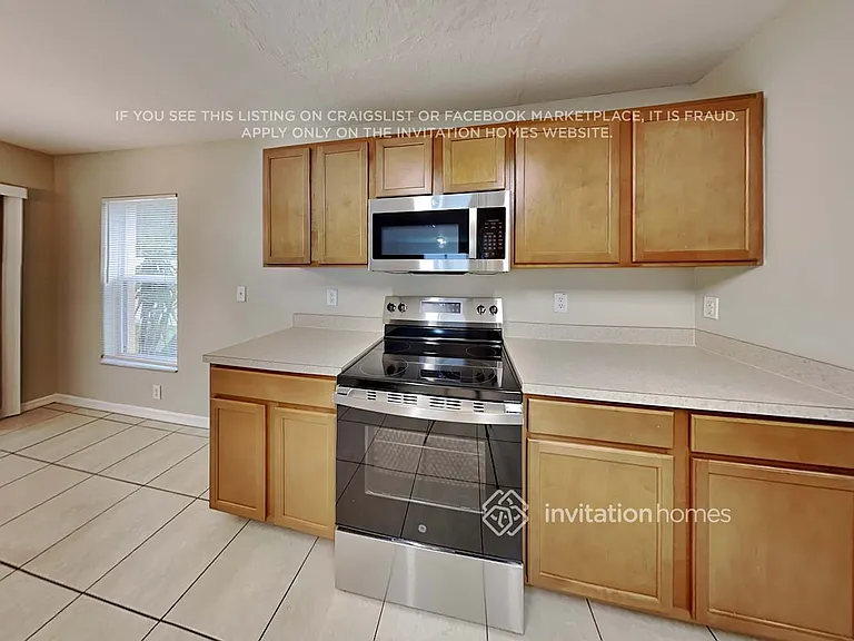 12518 Chenwood Ave — Photo 10