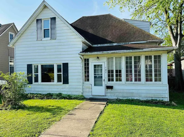 107 E Lincoln St, Harrisburg, IL 62946