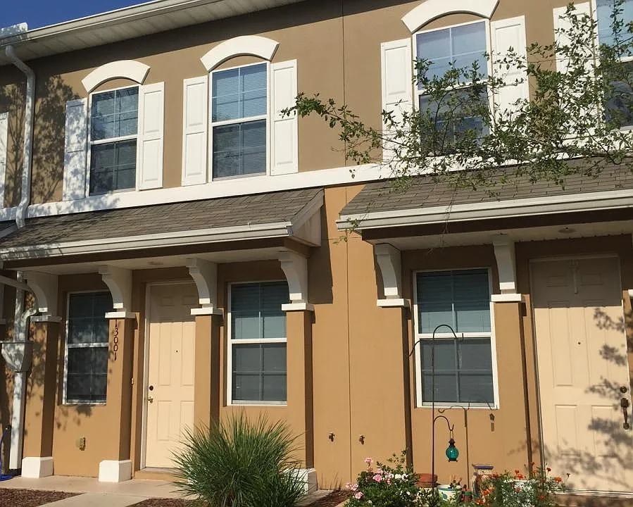 13001 Surfside Dr