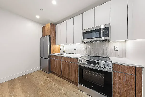 1259 Second Avenue #12
