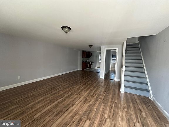 2nd image of 6432 Guyer Ave