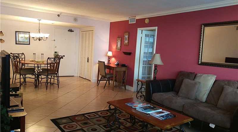 Living/Dining Room