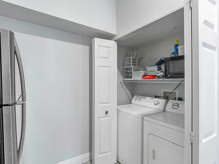 2408 Tuscany Way #2408 — Photo 14