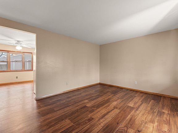 3rd image of 9349 Saric Dr