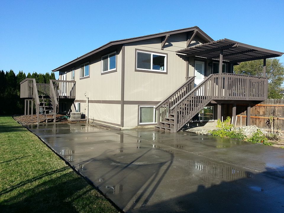 1st image of 608 S Zinser St