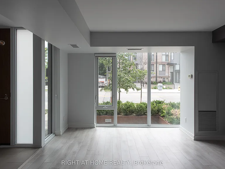 118 Varna Dr #101 — Photo 13