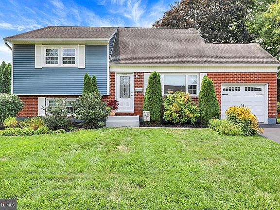 2nd image of 2614 Tennyson Ave
