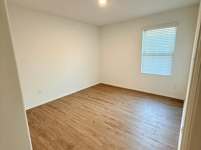 963 Oak Mist Ln — Photo 4