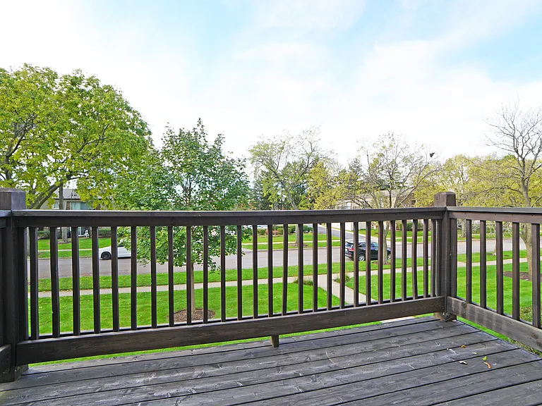 337 N Carter St #202 — Photo 8