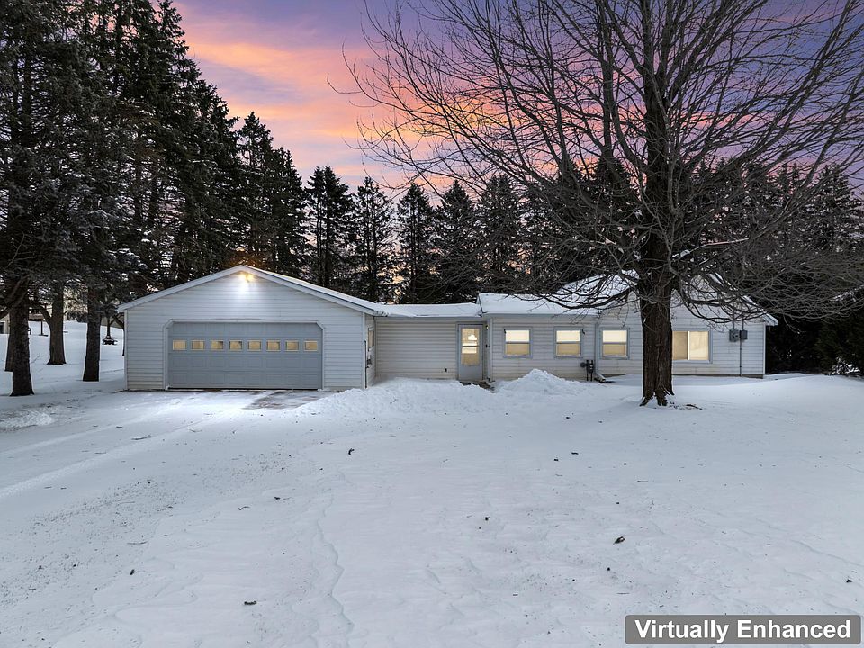 1st image of 108 Harrison Ave NE