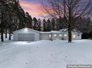 108 Harrison Ave NE, Racine, MN 55967