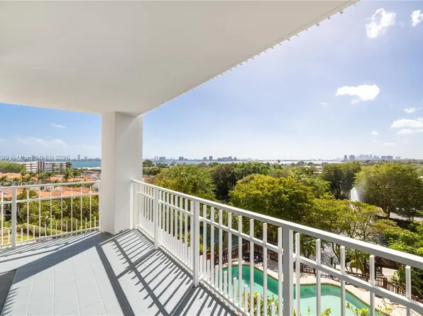 1000 Quayside Ter APT 708, Miami, FL 33138