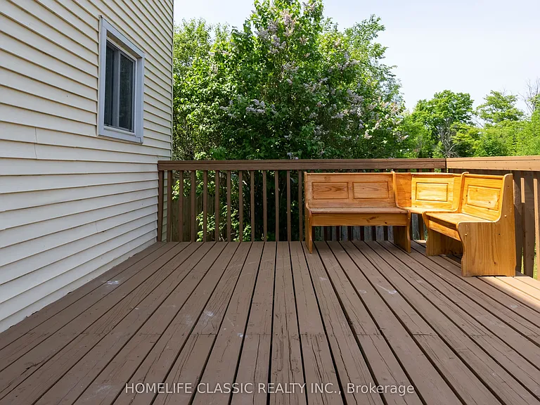 32 Rosenfeld Dr — Photo 35