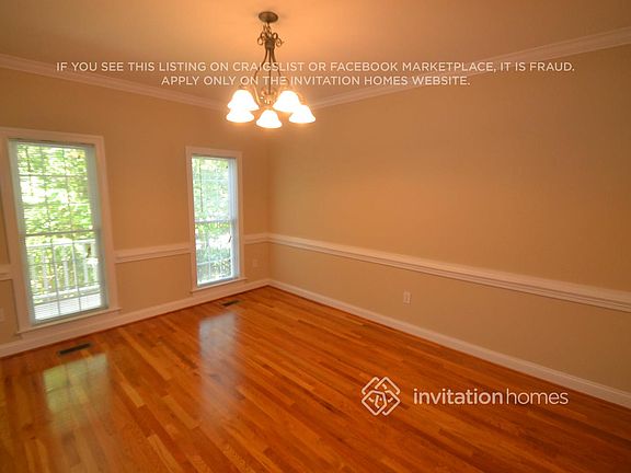 5th image of 134 Overbrook Dr NE