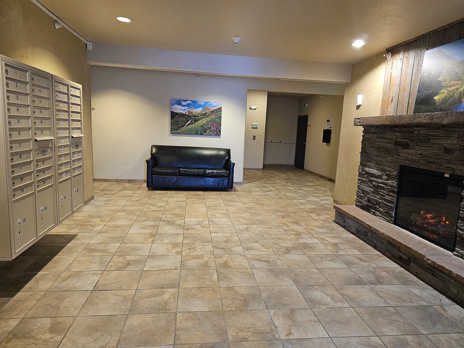 Legend Apartments — Photo 2