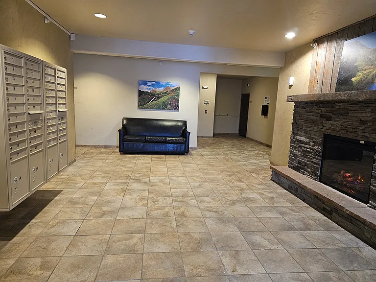 Legend Apartments — Photo 2