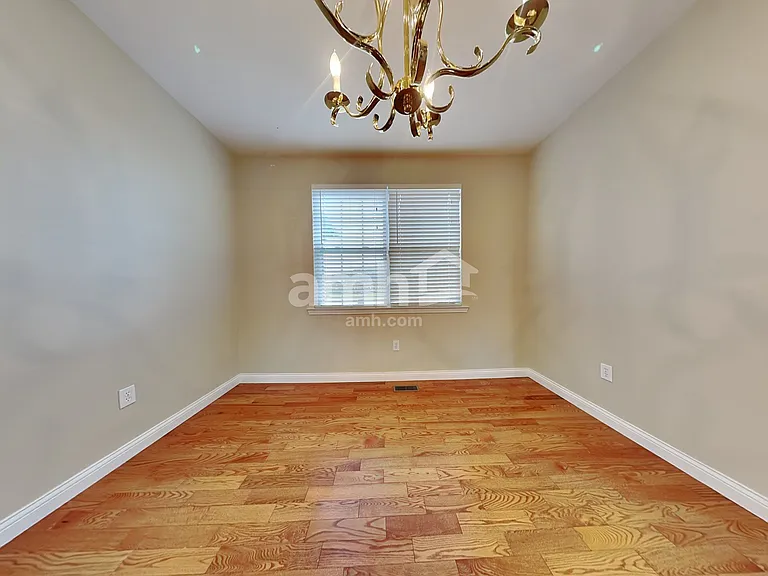 4455 Hackberry Ct — Photo 5