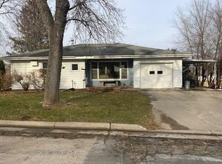 101 Maple St SE, Preston, MN 55965