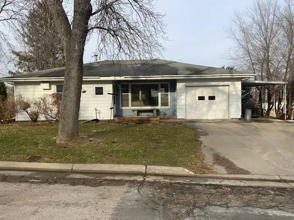 101 Maple St SE, Preston, MN 55965