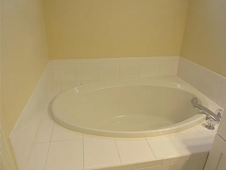 4012 Deberry Dr — Photo 20