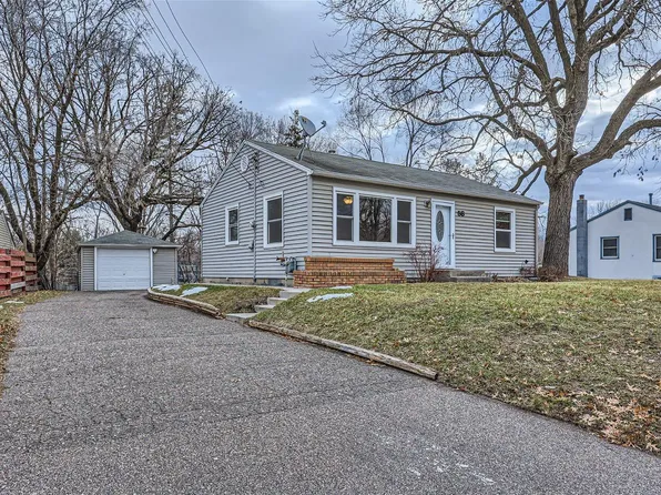 58 West Rd, Circle Pines, MN 55014