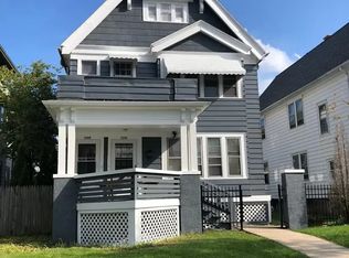 3308 N Oakland Ave, Milwaukee, WI 53211