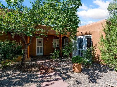 322 Magdalena Rd APT 1, Santa Fe, NM, 87501