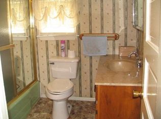 933 Old Smithville Hwy N, Sparta, TN 38583