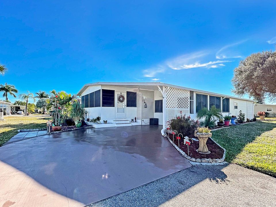 1st image of 22 Pinar Ct